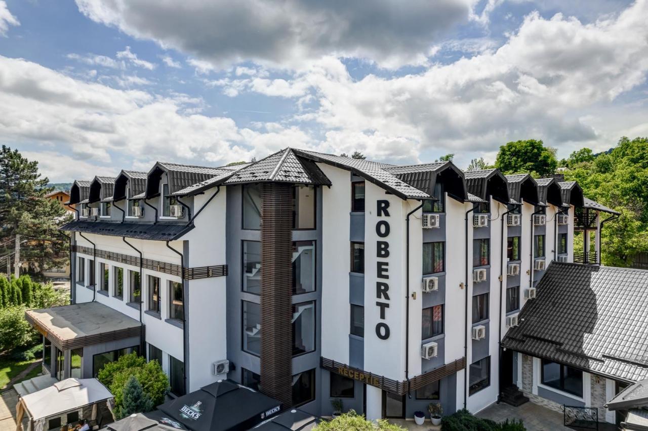 Hotel Roberto Slanic Prahova Dış mekan fotoğraf