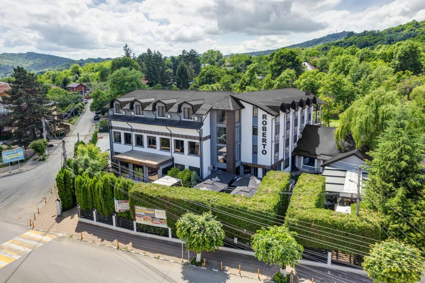 Hotel Roberto Slanic Prahova Dış mekan fotoğraf